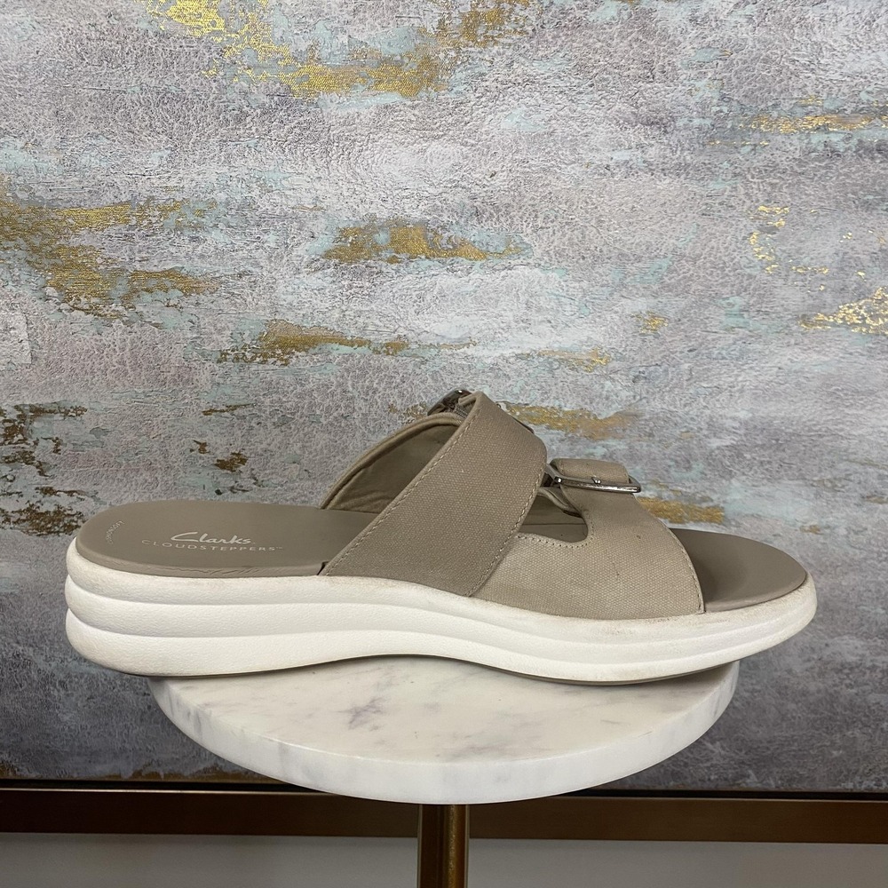 Clarks Cloudsteppers Sandals Shoes Womens Size 11 Beige Slide Double Buckle - Picture 5 of 9